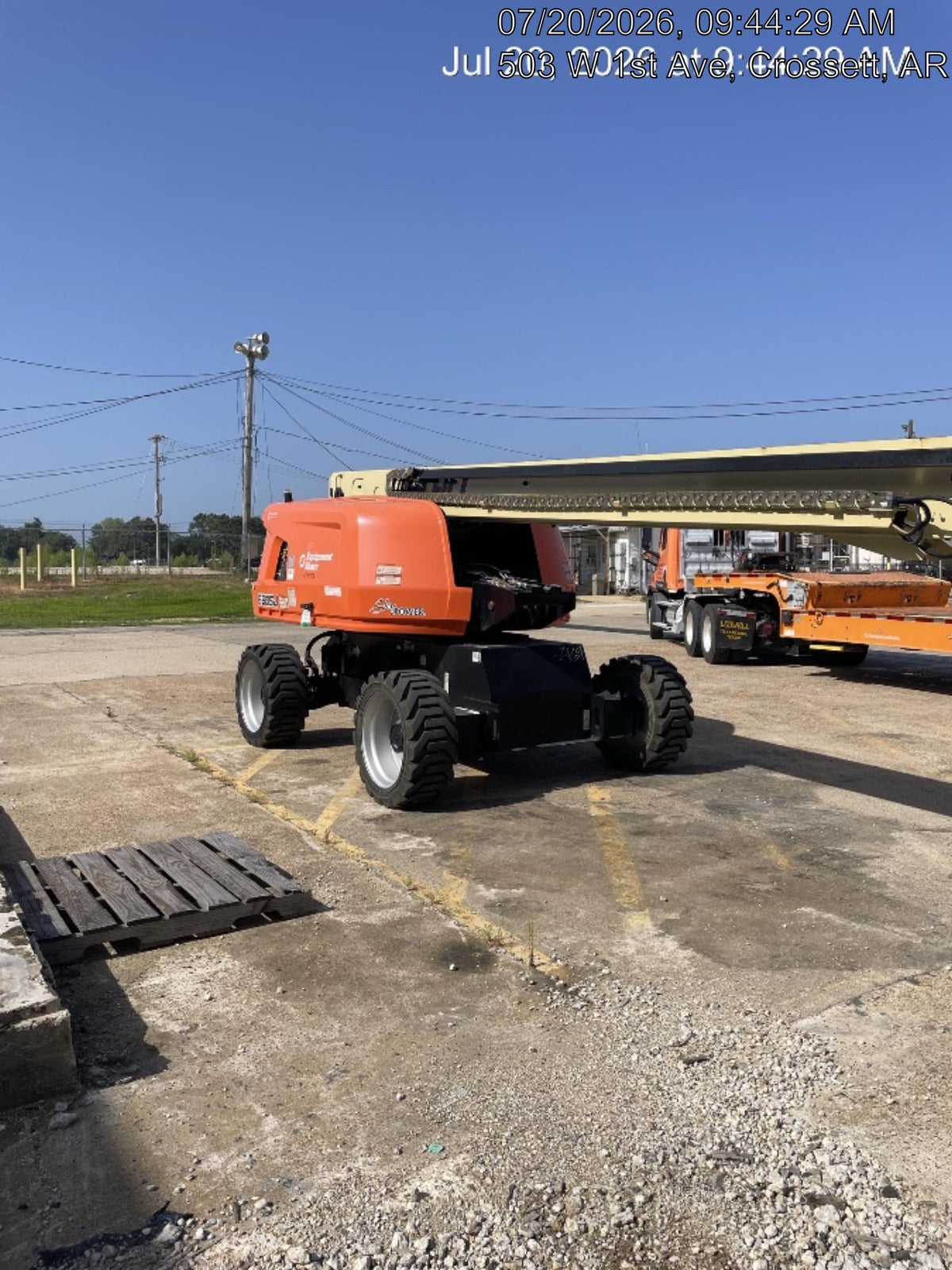 2024 JLG 660SJ