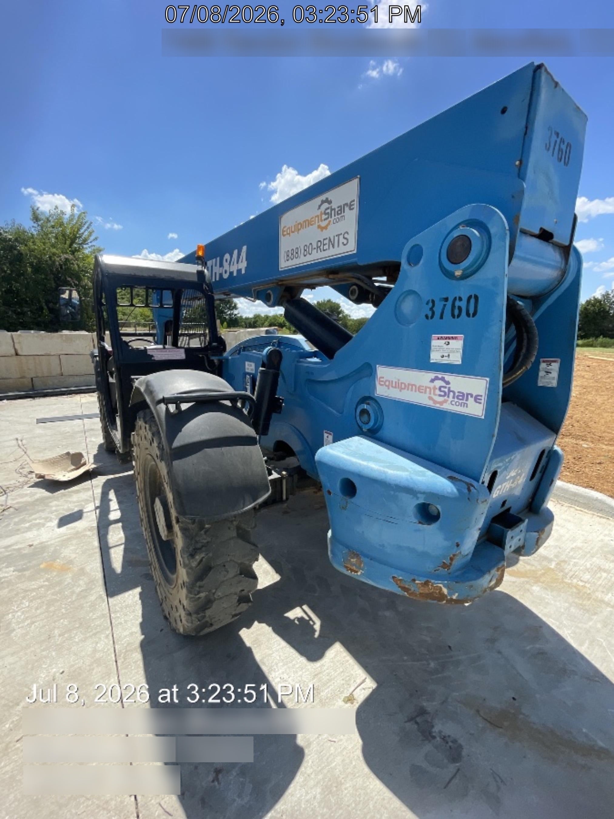 2017 GENIE GTH-844