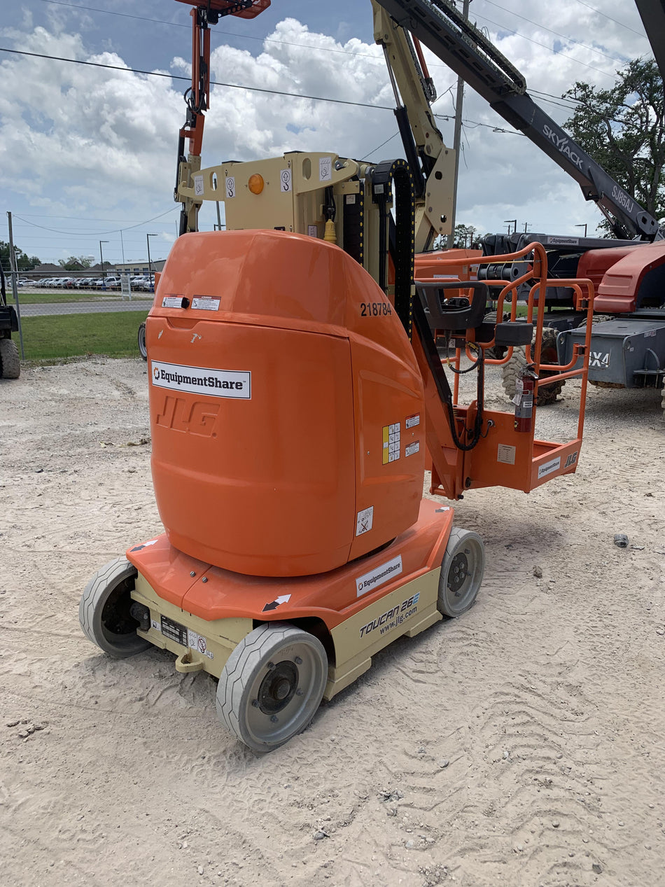 2022 JLG 26E