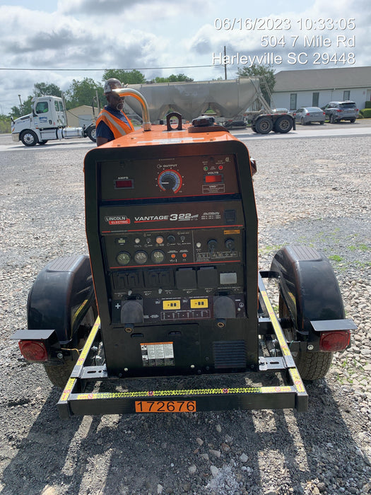 2021 Lincoln Electric Vantage 322 Vantage 322 Ready Pak 3 w/ Decals, ORANGE (includes trailer, cable rack, fender light kit) NO Telematics