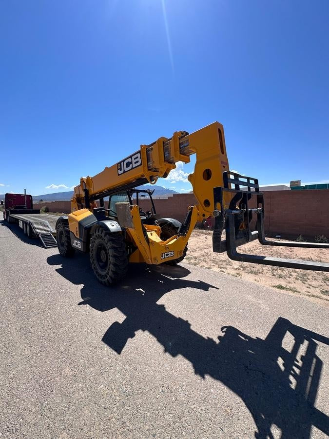 2023 JCB 510-56