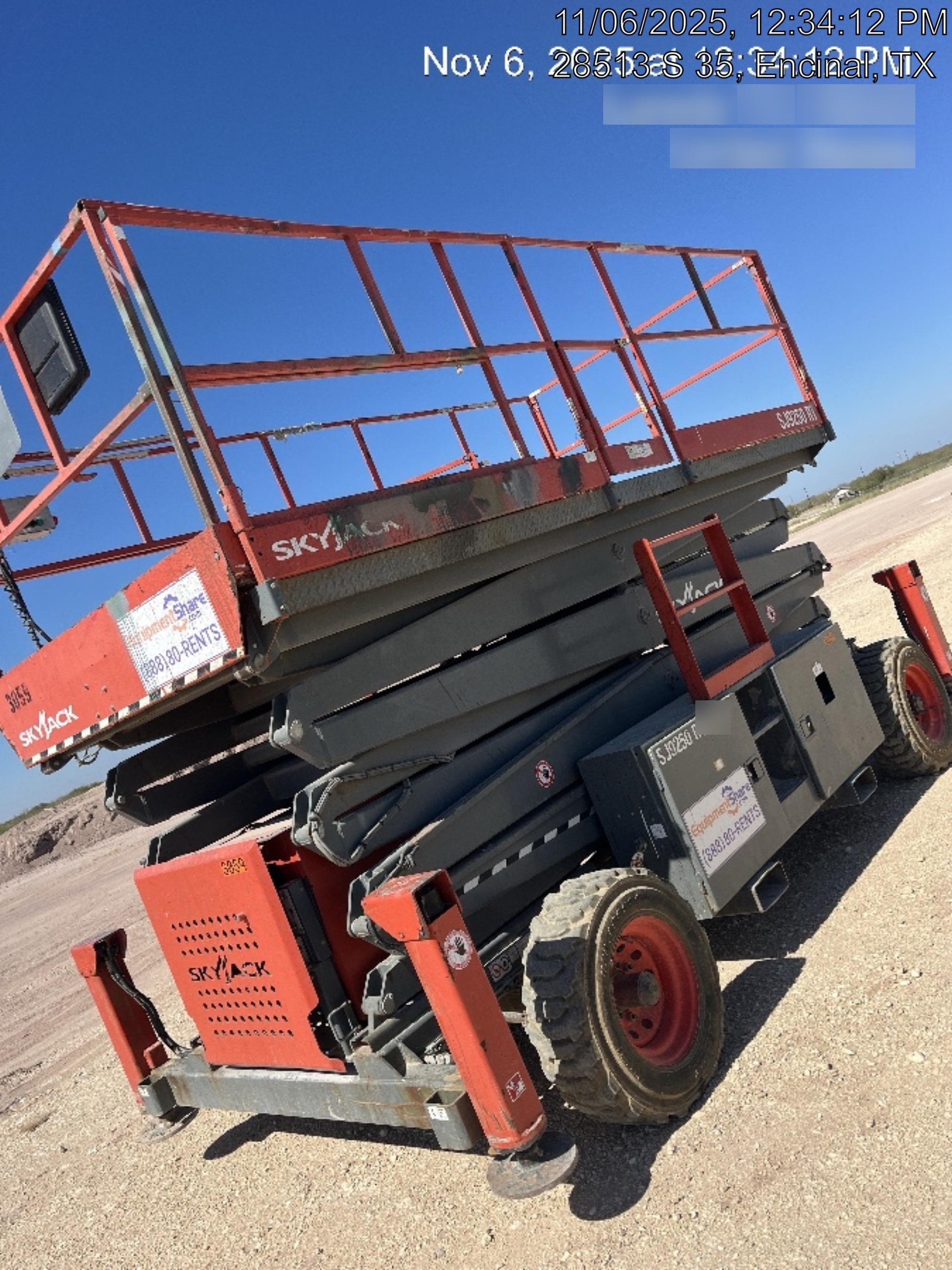 2017 SKYJACK SJ9250 RT