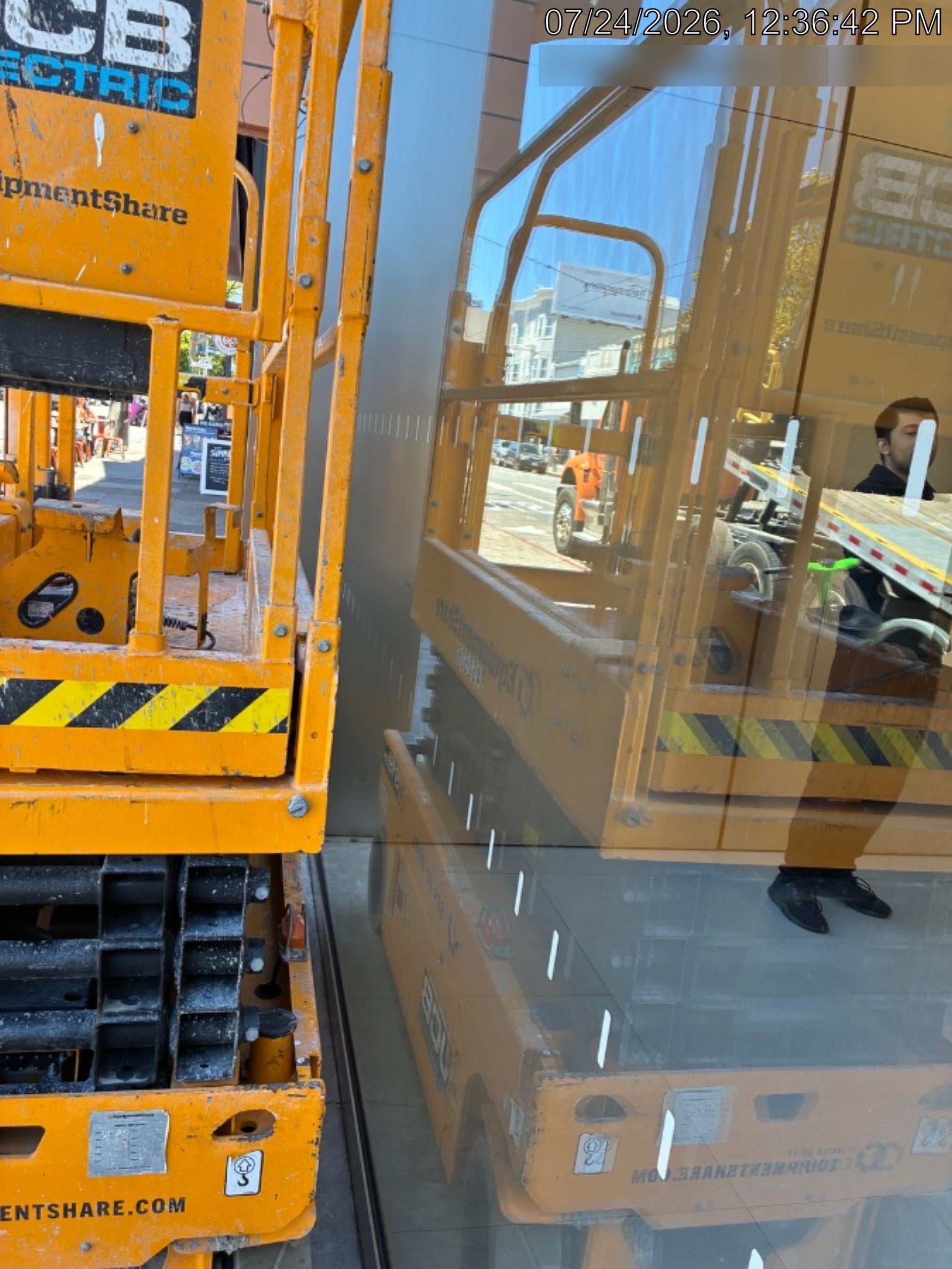 2024 JCB S1932E
