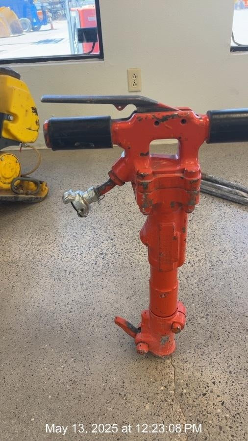 2021 MICHIGAN PNEUMATIC MP-30-1