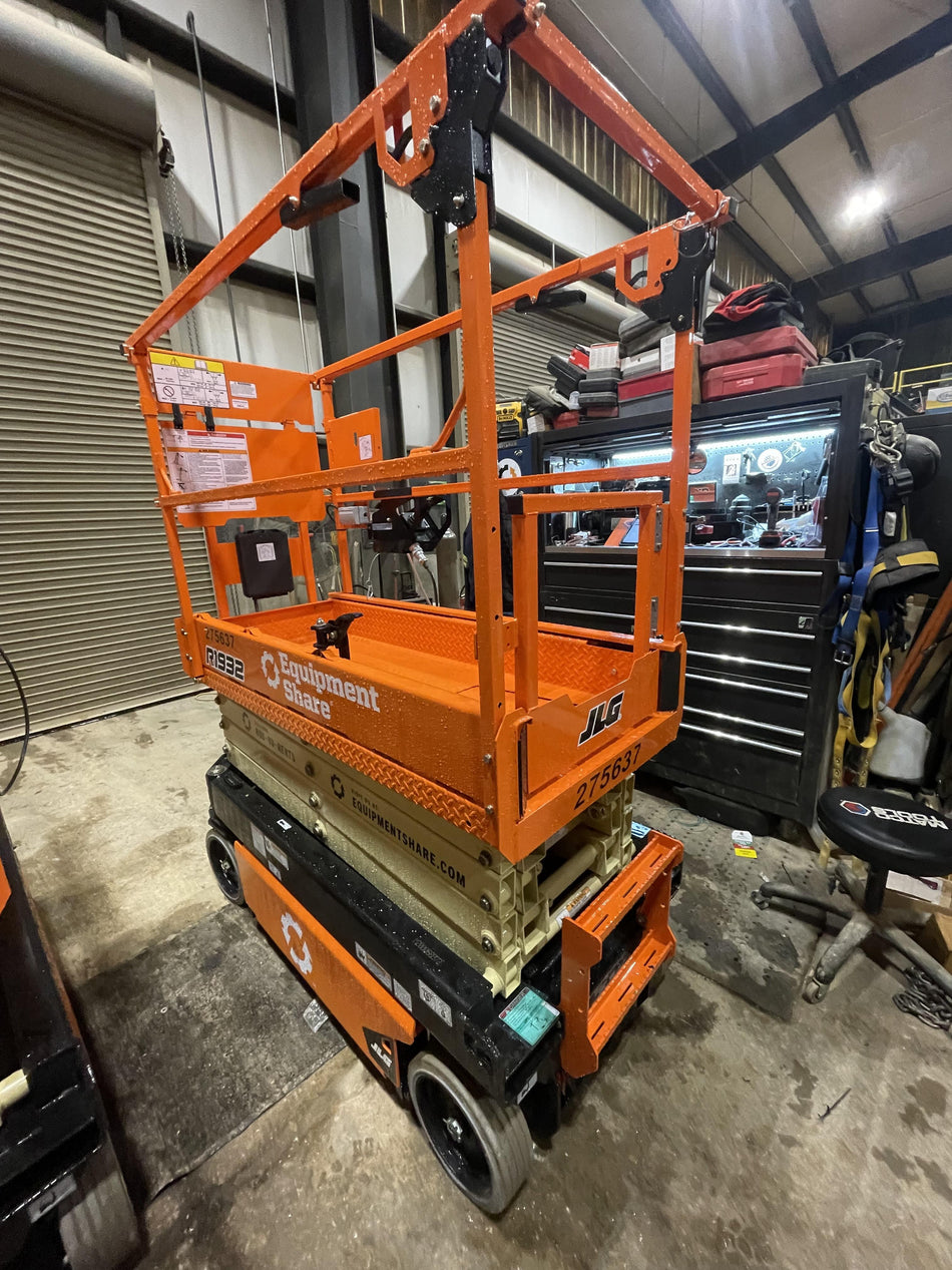 2022 JLG R1932
