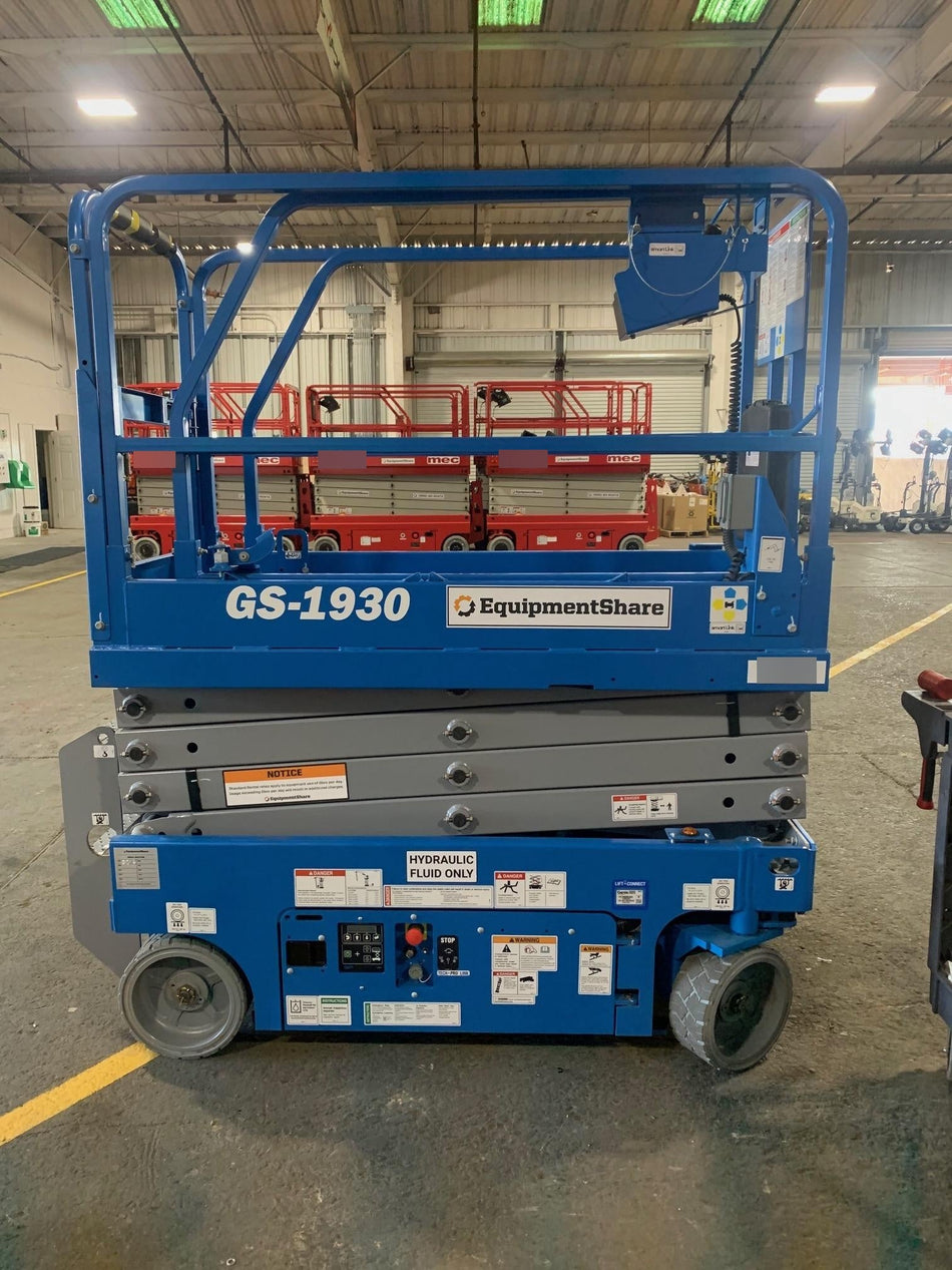 2019 Genie GS-1930 Half Height Swing Gate, 800W Inverter