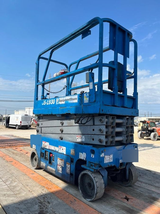 2019 Genie GS-1930 Fixed Rails with Chain Entry