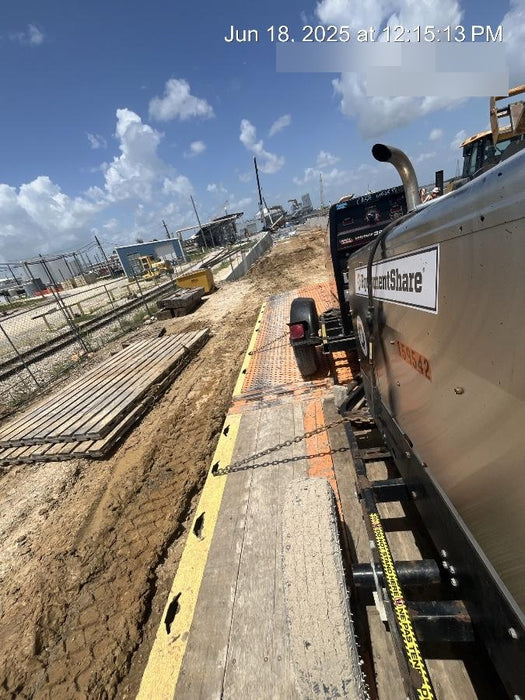 2021 Lincoln Electric Vantage 322 Vantage 322 Ready Pak 3 w/ Decals, ORANGE (includes trailer, cable rack, fender light kit) NO Telematics