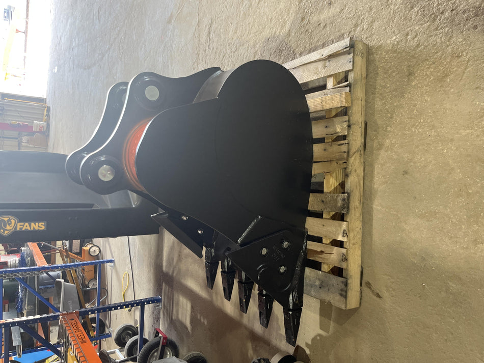 2025 EQUIPMENTSHARE 1006427