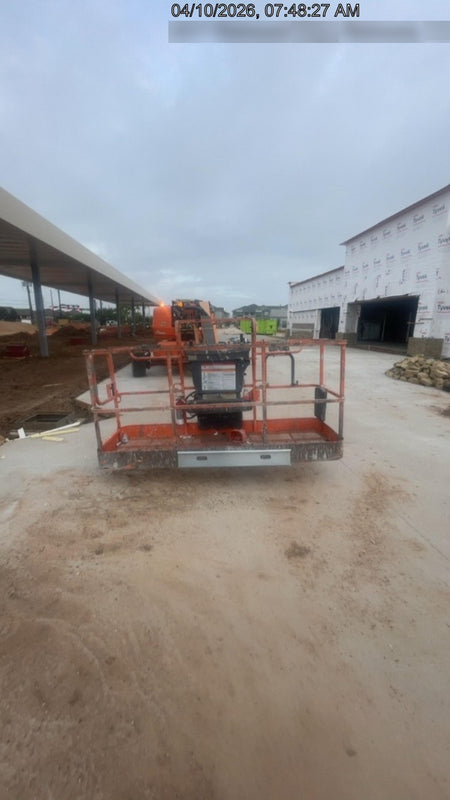 2023 JLG 660SJ