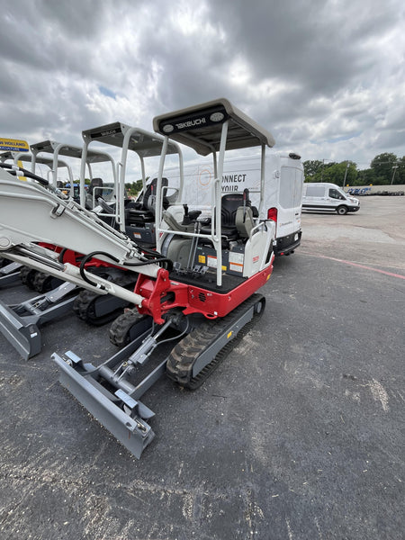 2023 TAKEUCHI TB225R