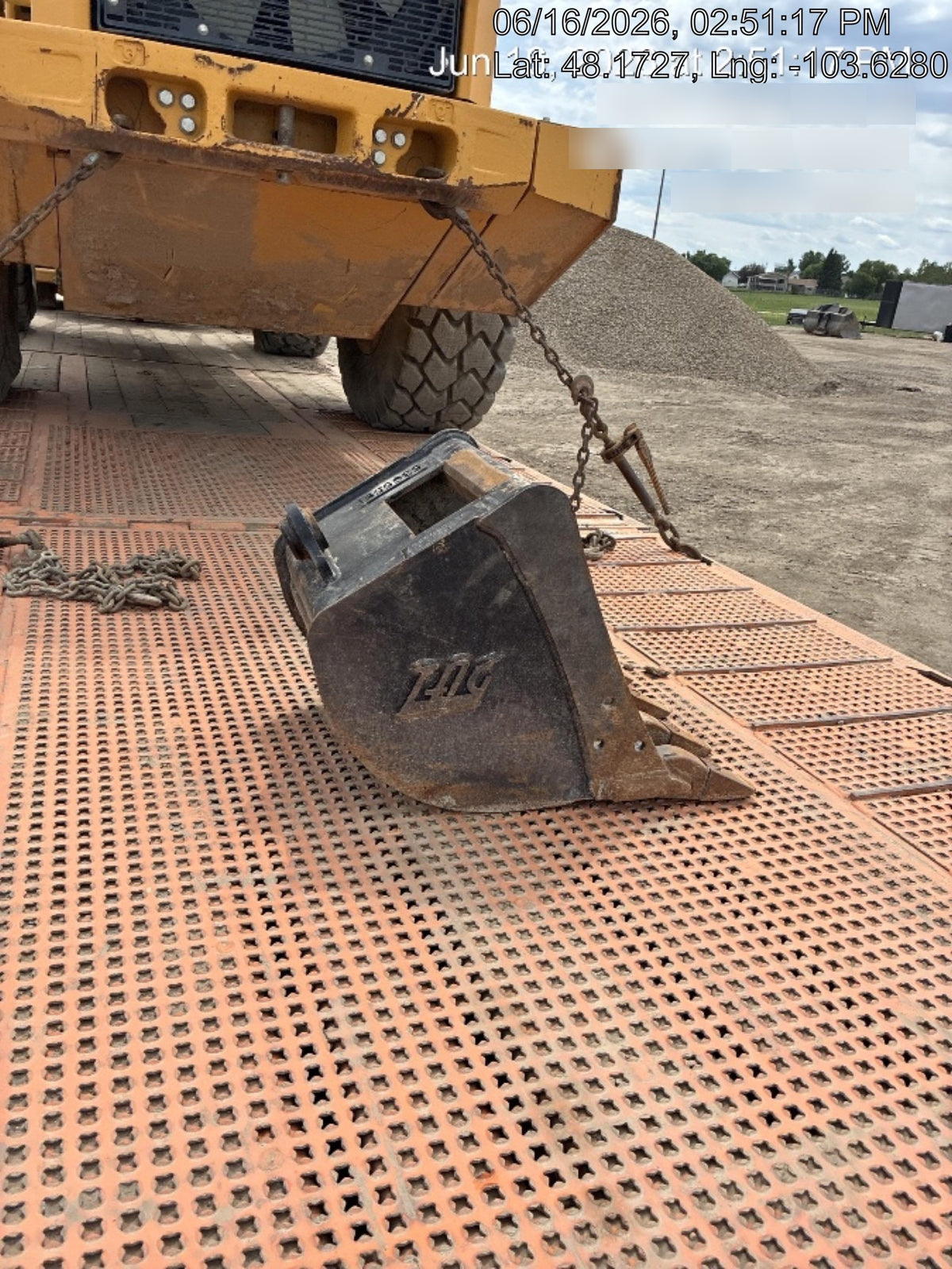 2025 TAKEUCHI 18" HD Bucket - Takeuchi