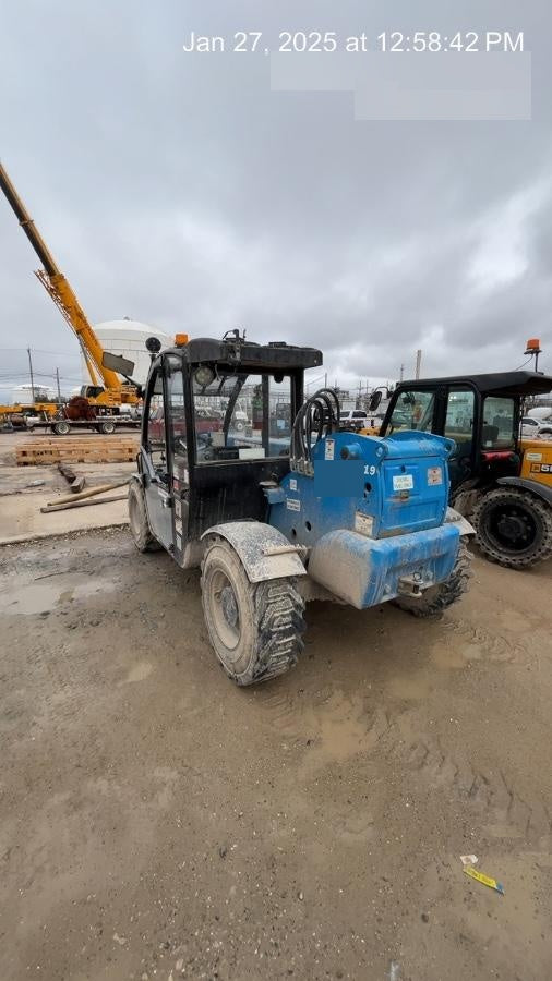 2019 Genie GTH-5519 Cab/Heat/AC, Solid RT Tires, LED Work Lights, Beacon