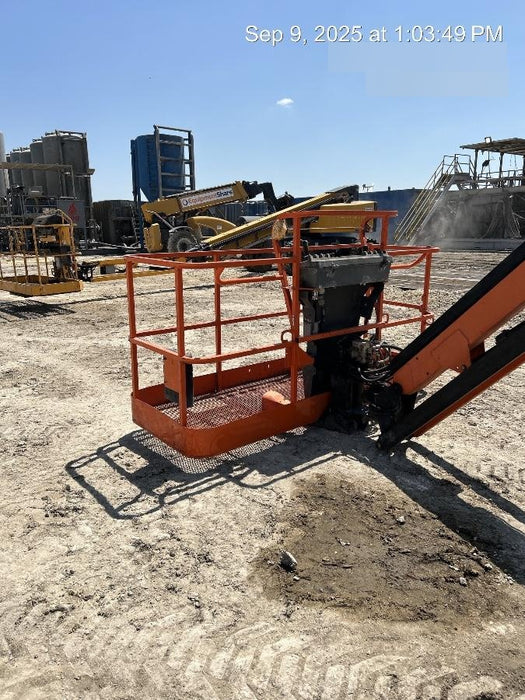 2019 JLG 660SJ