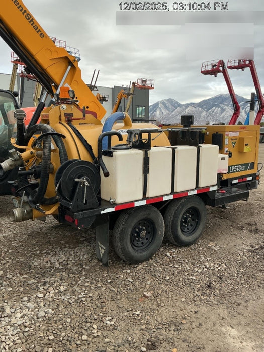 2023 Vac-Tron LP573XDT T4 Koehler Diesel Engine, 500 Gallon Debris Tank, x2 100 Gallon Water Tanks