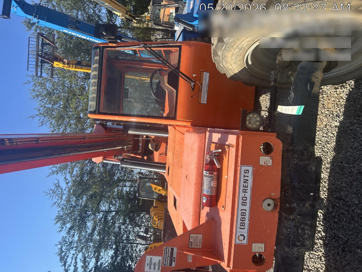 2020 SKYTRAK 8042