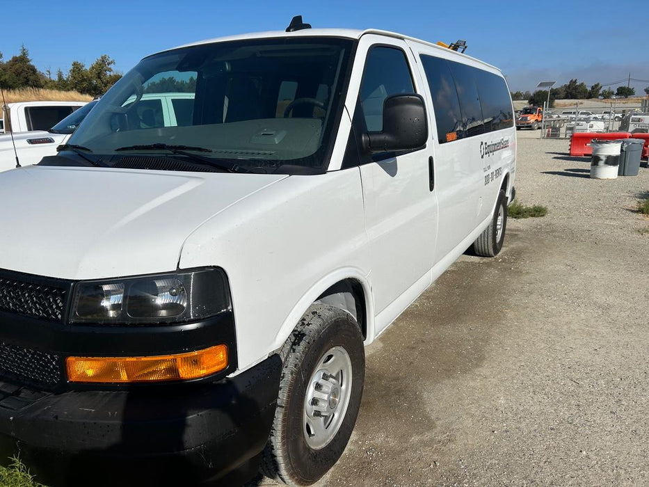 2025 CHEVROLET Express Van - Rental