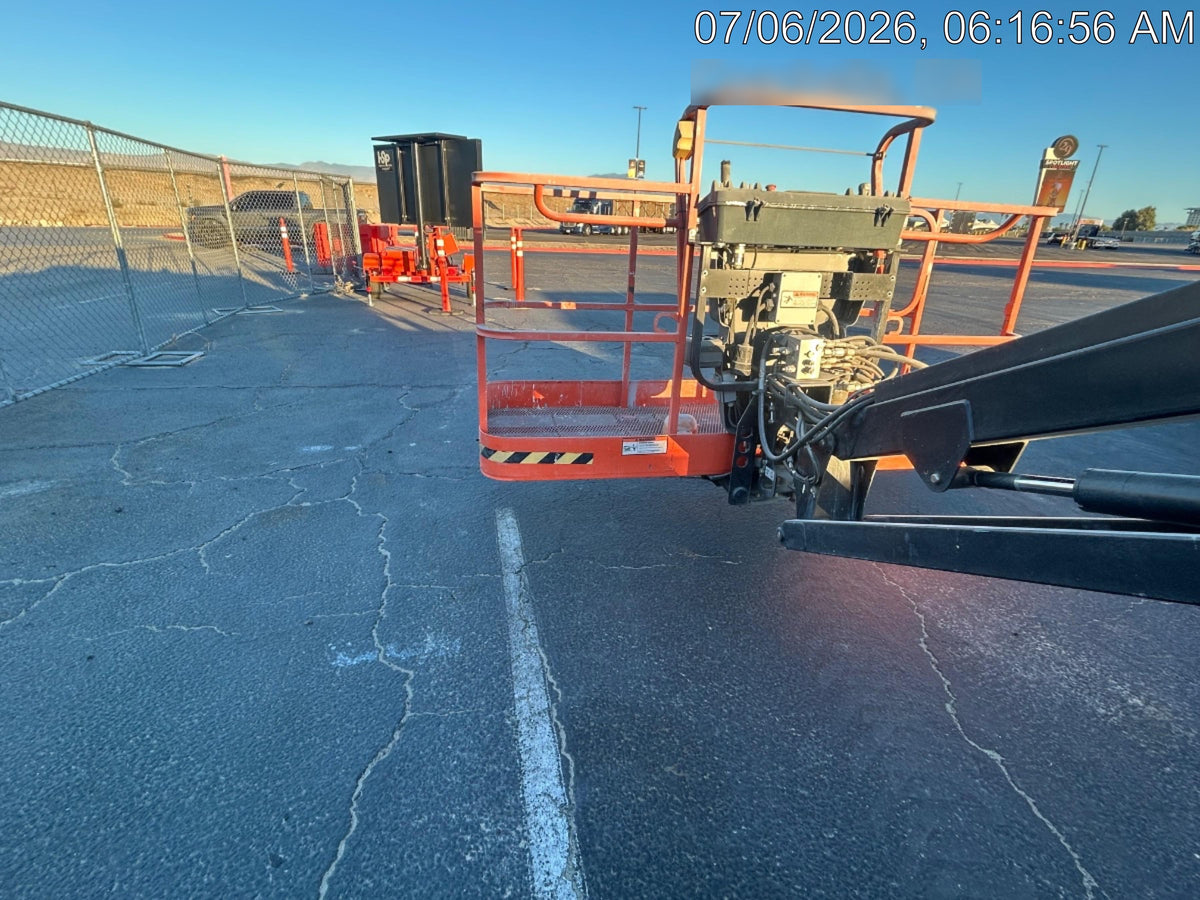 2025 JLG 660SJ