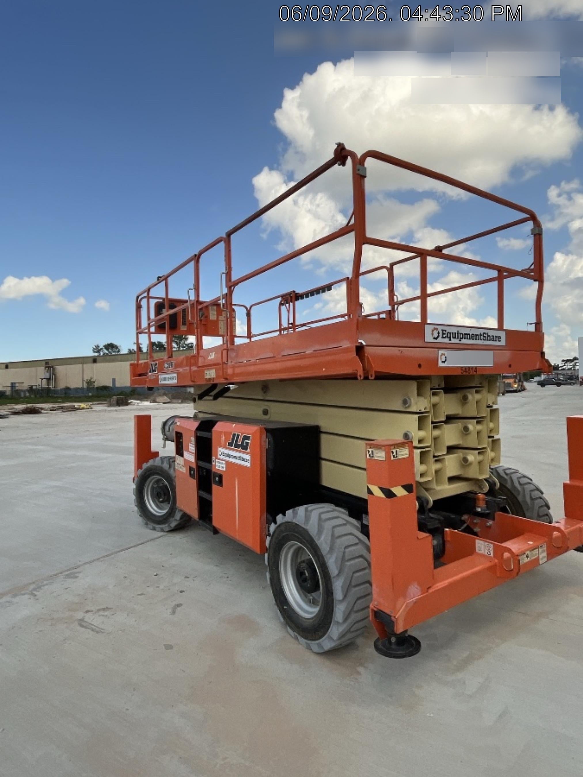 2020 JLG 430LRT