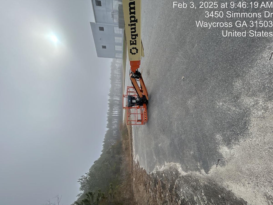 2022 JLG 660SJ