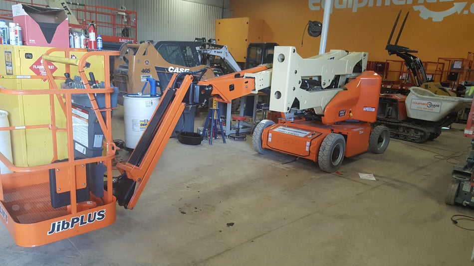 2019 JLG E400AJPN