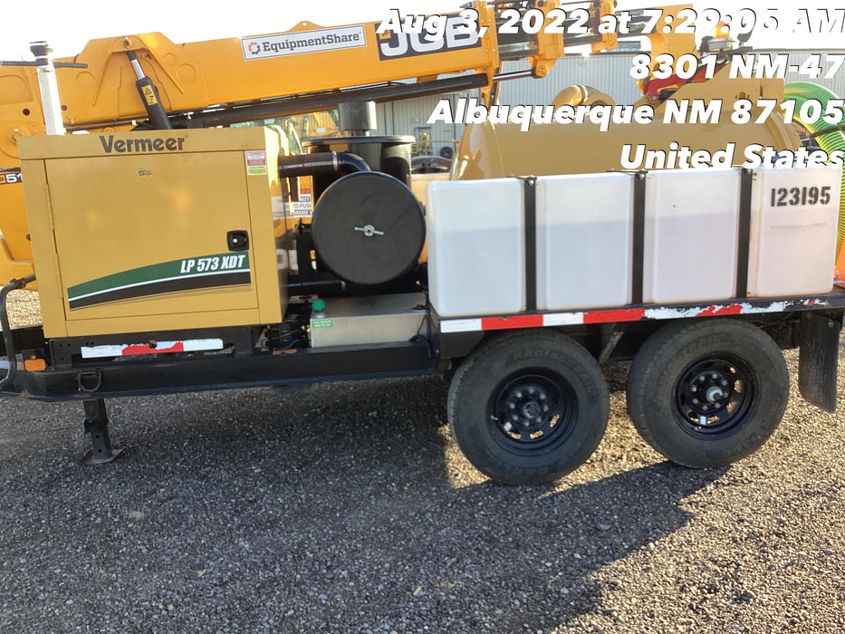 2021 Vac-Tron LP573XDT 500 Gallon Debris Tank w/ Hydraulic Tilt, two (2) 100 Gallon Water Tanks, Low Profile Torsion Axles (12,000 GVWR)