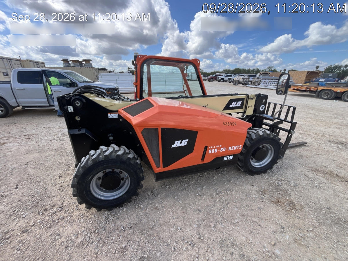 2025 JLG 519