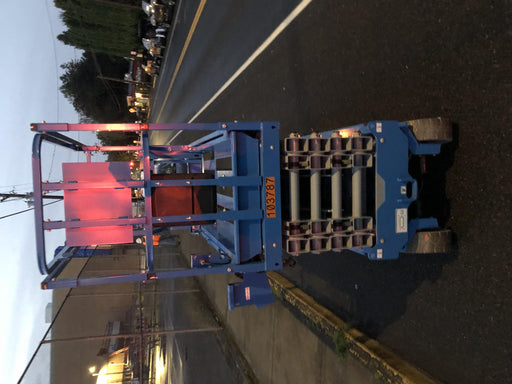 2020 Genie GS-3232 Standard, Folding half height swing gate, 800W Inverter