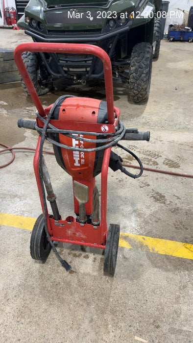 2021 HILTI TE 3000-AVR