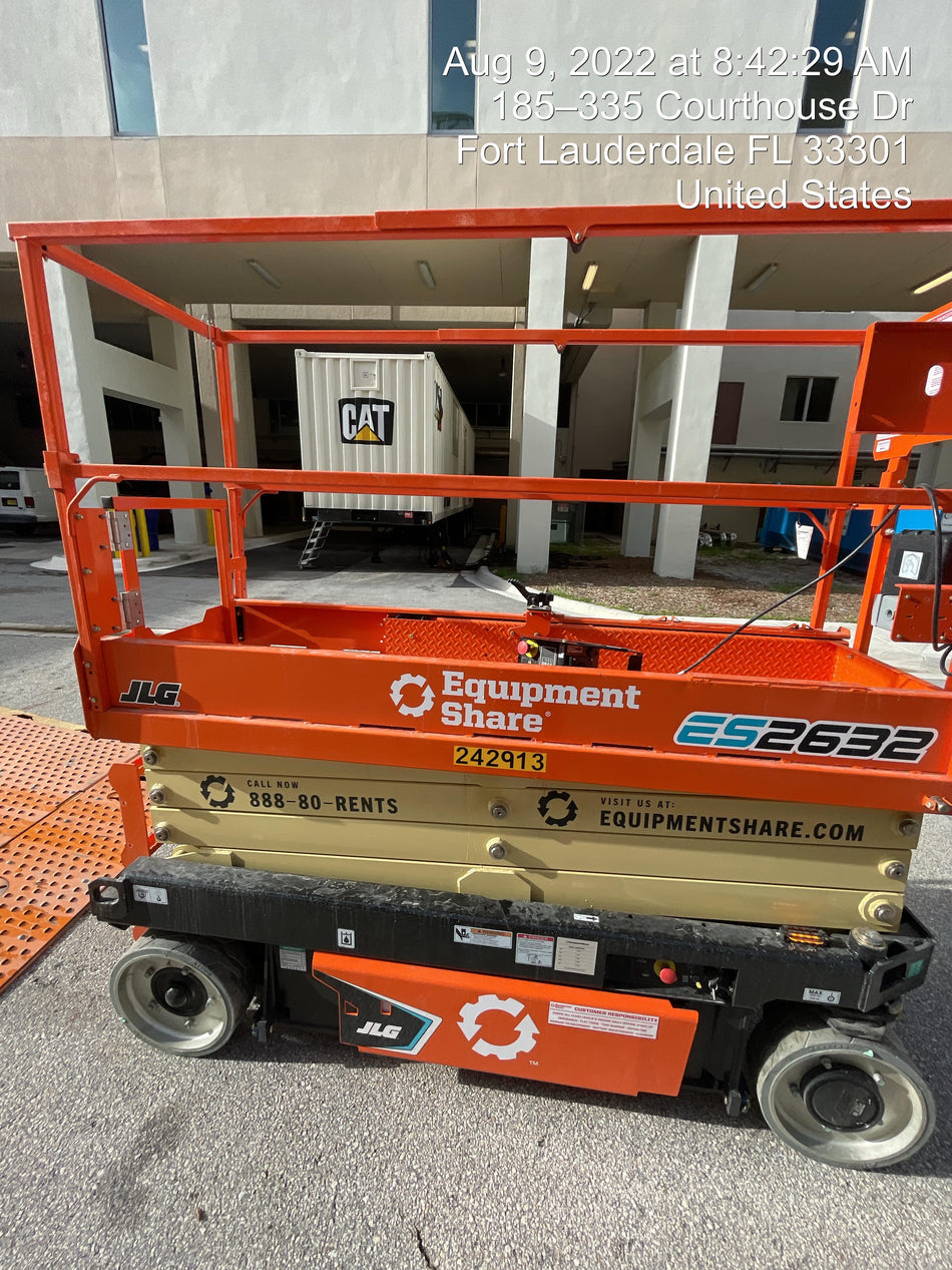 2022 JLG ES2632