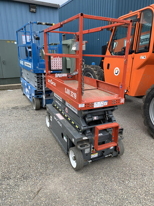 2017 Skyjack SJIII-3219 Standard Rental Specs