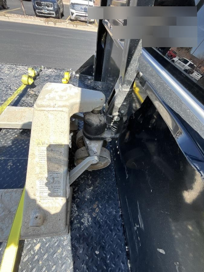 2023 STRONGWAY 4400 lb Pallet Jack