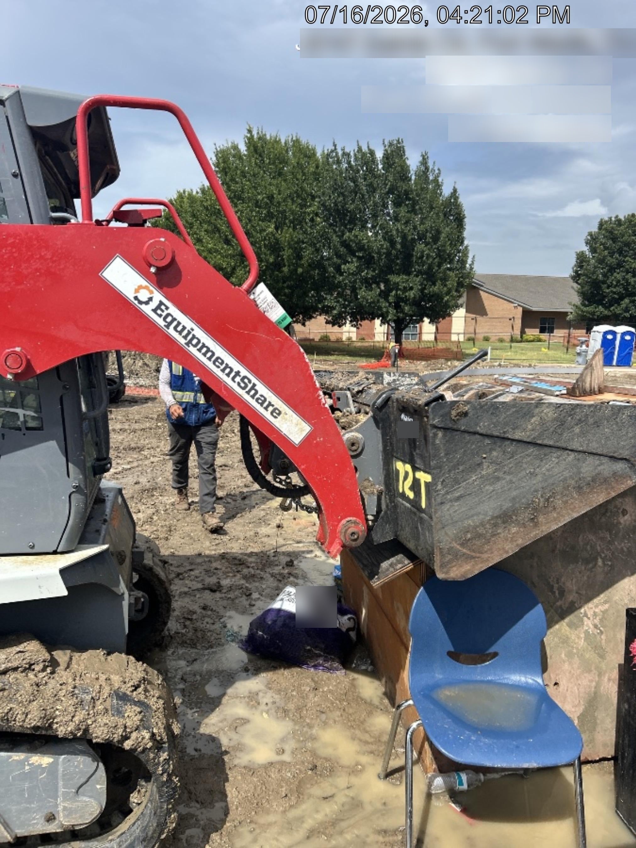 2024 TAKEUCHI TL8R2-CR