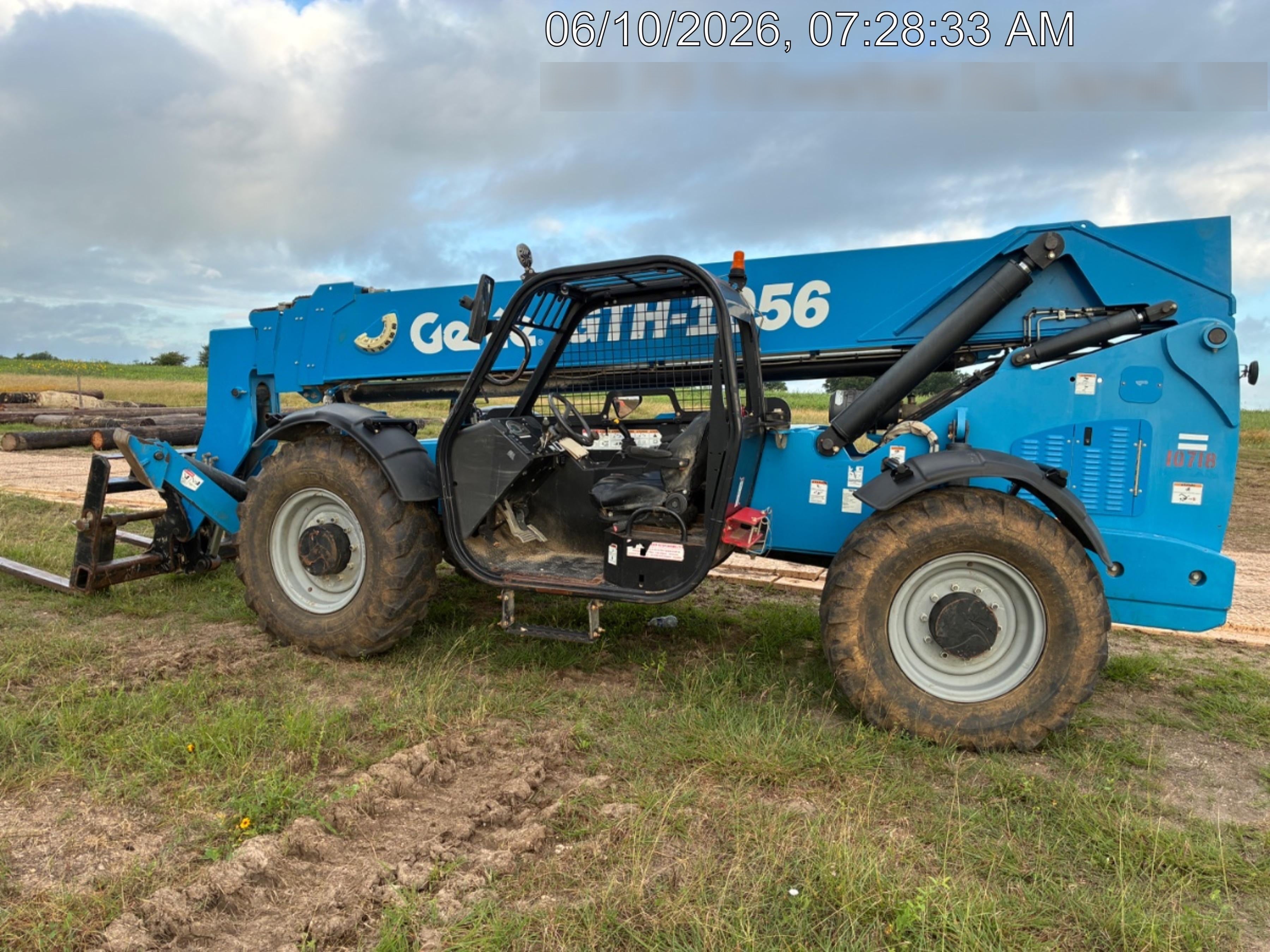 2018 GENIE GTH-1056