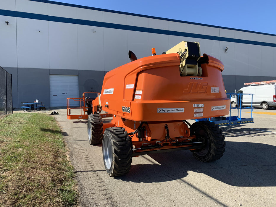 2021 JLG 600S