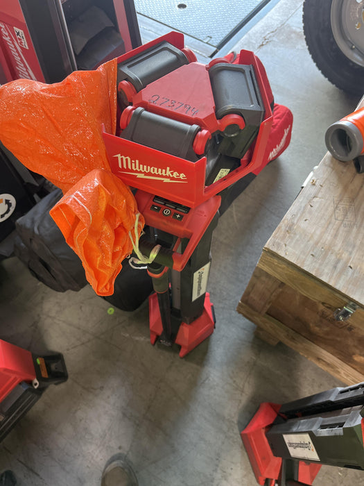 2022 MILWAUKEE 2136-20