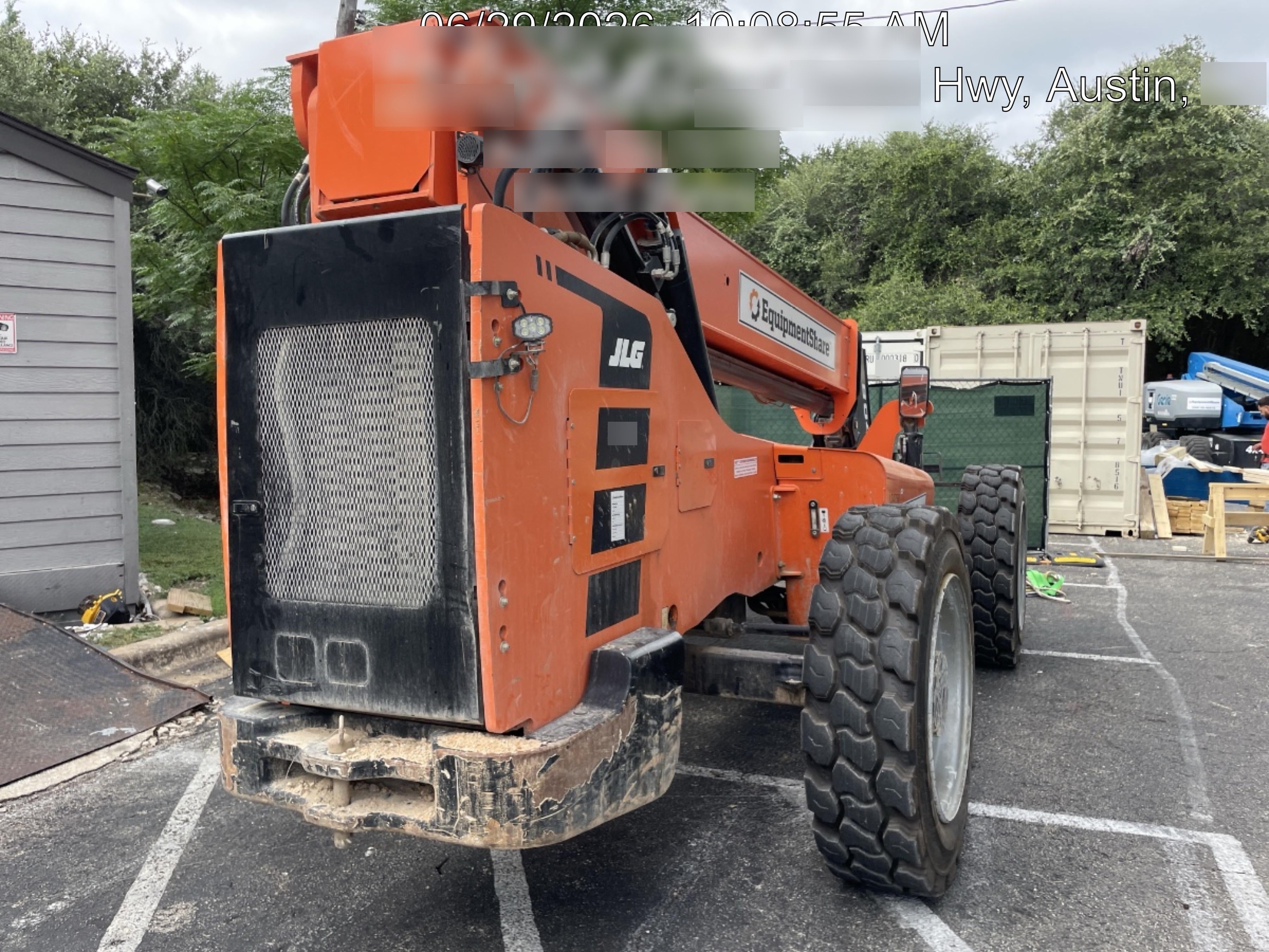 2021 SKYTRAK 8042