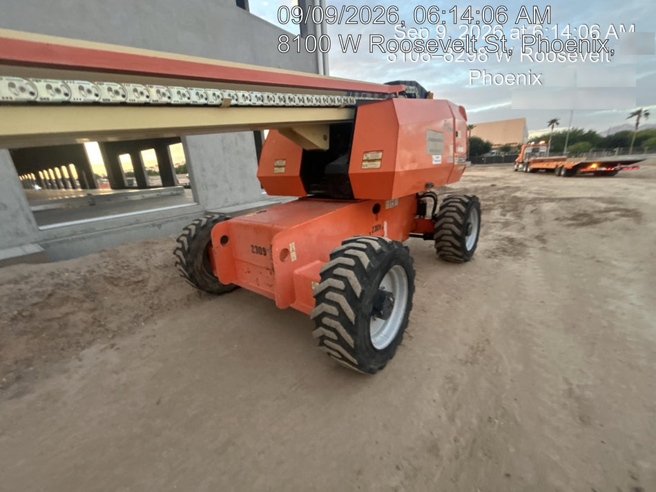 2017 JLG 660SJ