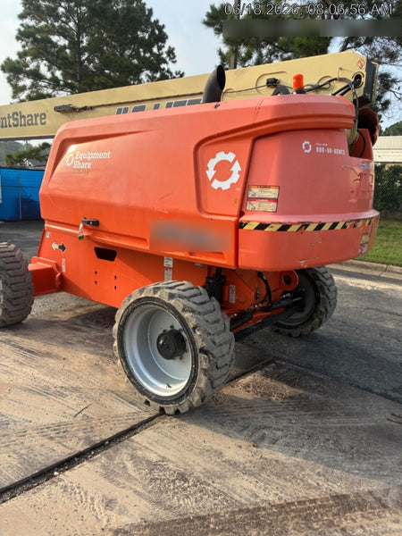2022 JLG 660SJ