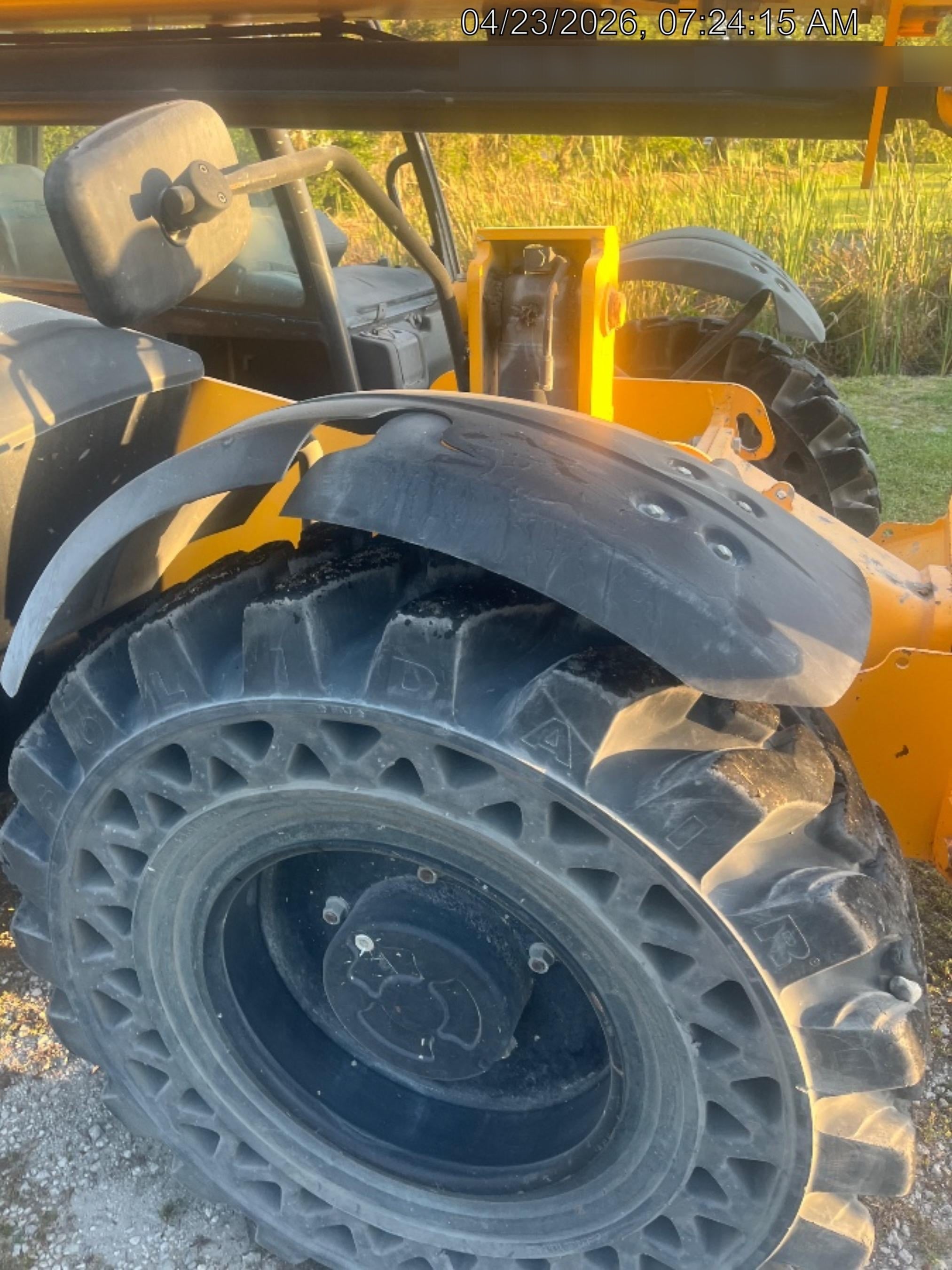 2023 JCB 510-56