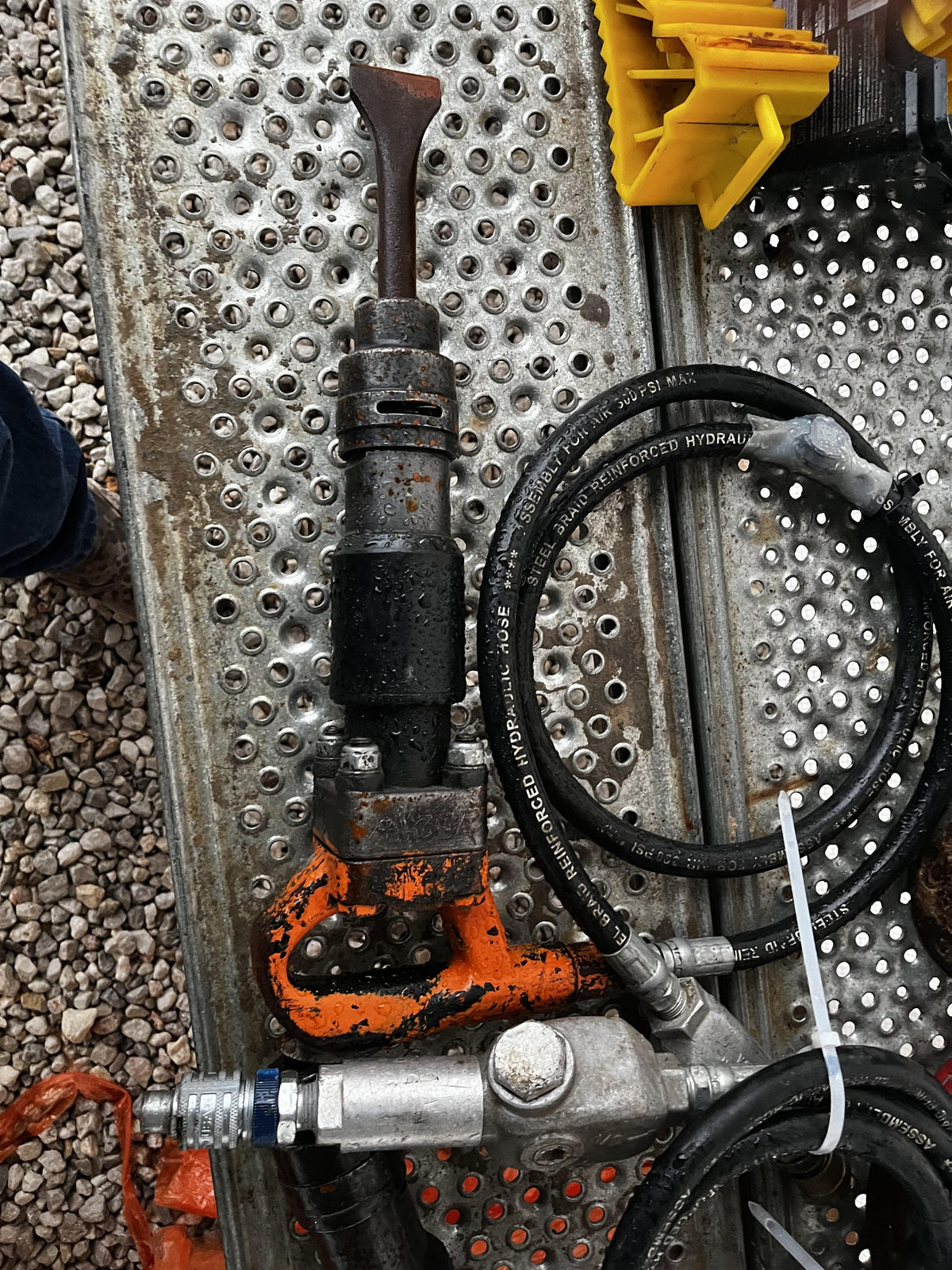 2020 MICHIGAN PNEUMATIC ES-CH3R-TRACKER