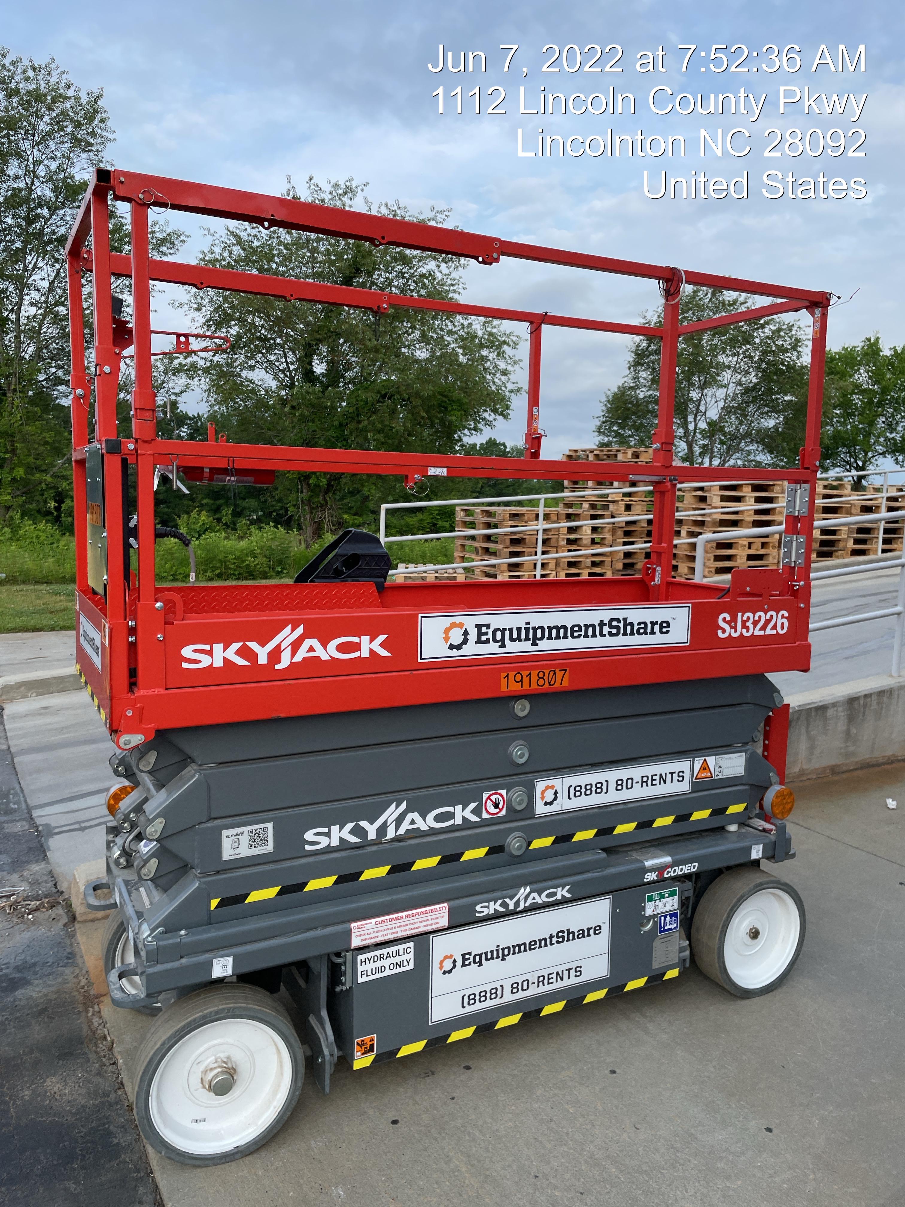 2021 SKYJACK SJ3226