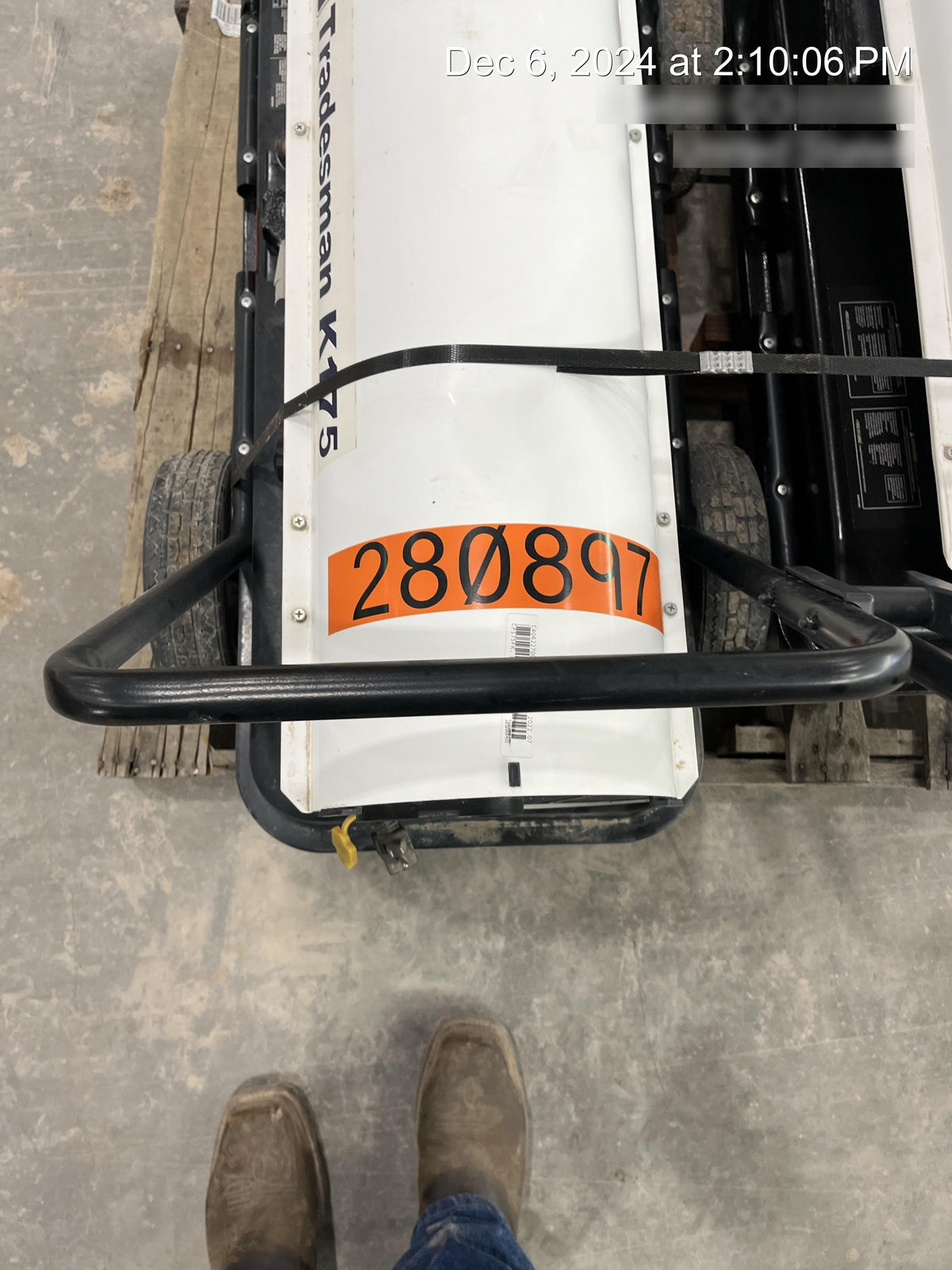 2022 LB WHITE Tradesman K175