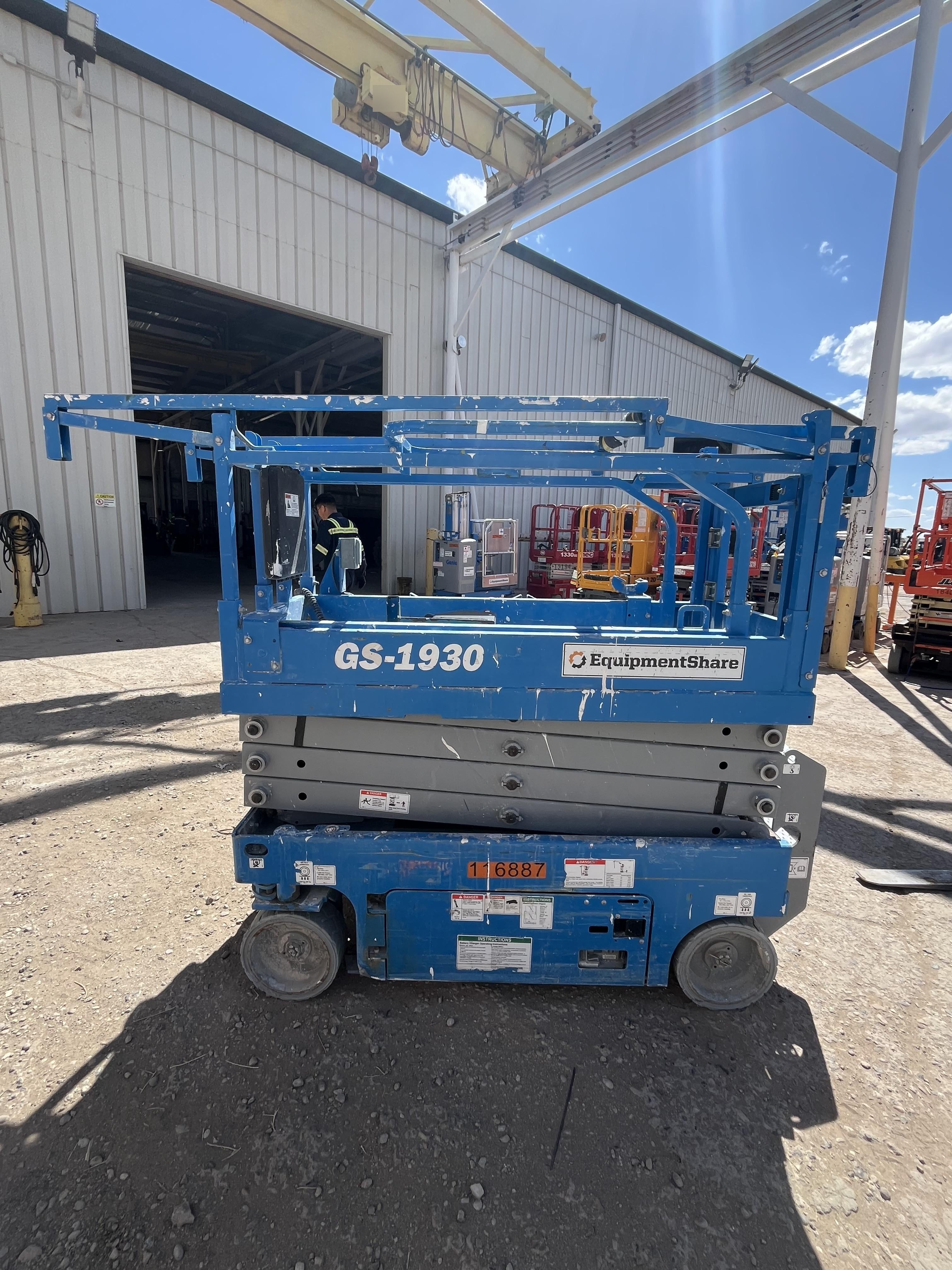 2020 Genie GS-1930 Solid Non Marking Tires, Beacon, Folding rails with half height swing gate
