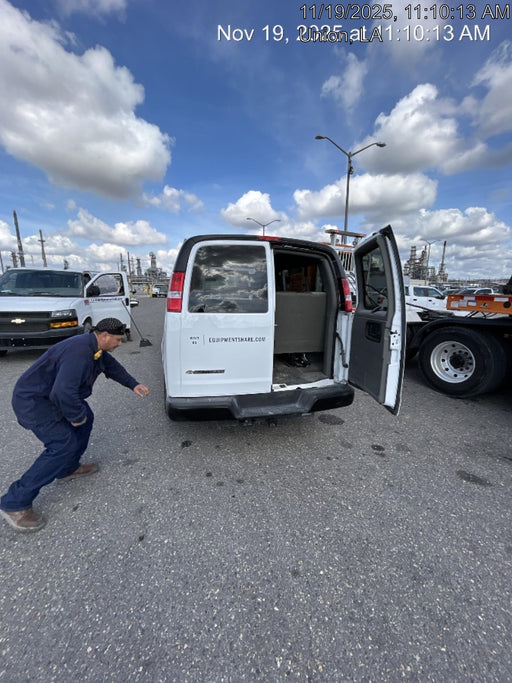 2025 CHEVROLET Express Van - Rental
