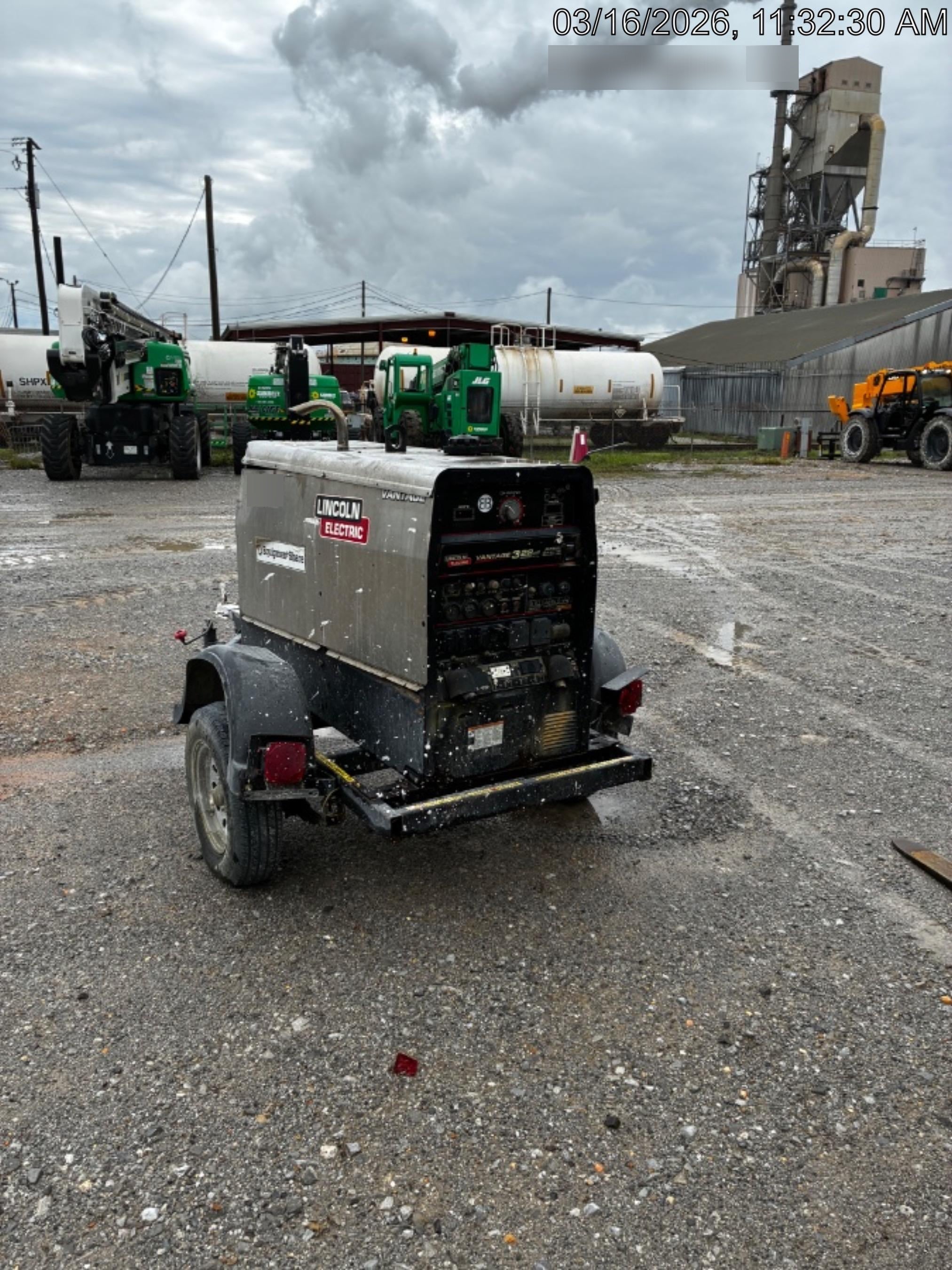 2019 Lincoln Electric Vantage 322 Welder Ready-Pak 3, Two wheel trailer, Fender and Light kit, Cable Rack