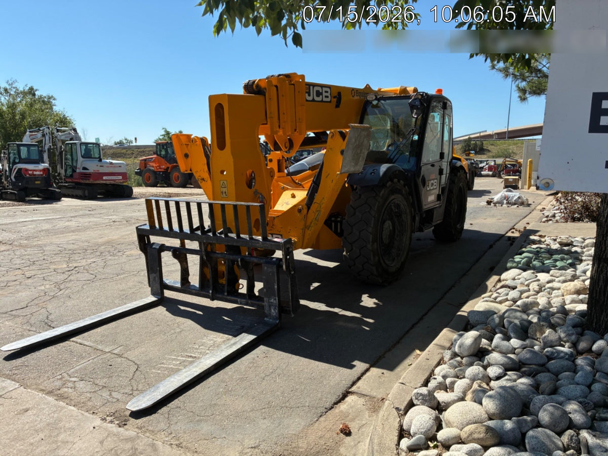 2024 JCB 510-56