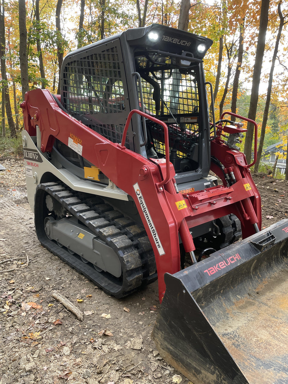 2022 TAKEUCHI TL10V2-CR