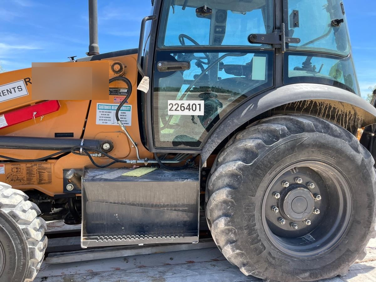 2022 CASE 580N EP - Extendable Backhoe