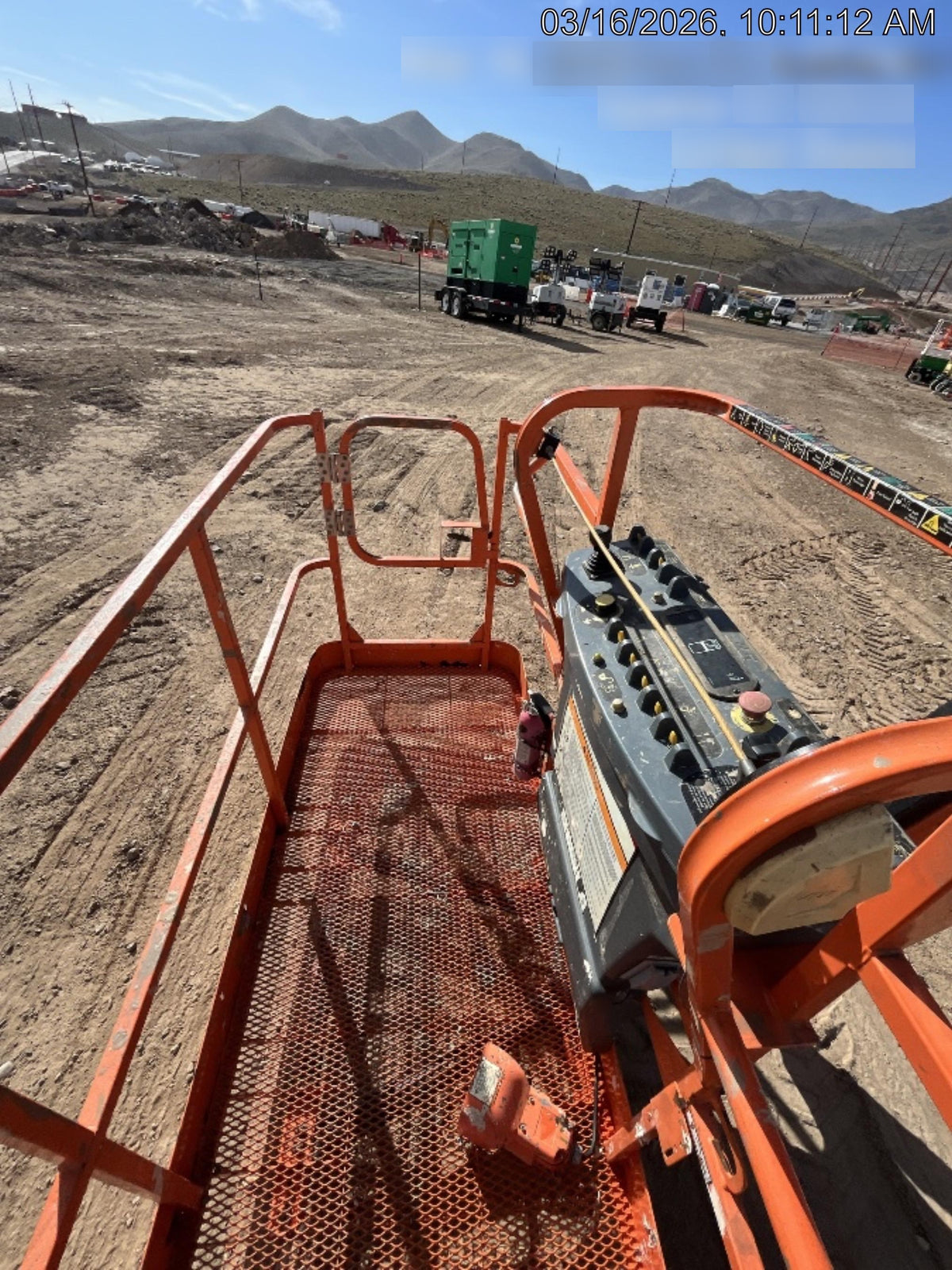 2020 JLG 800AJ